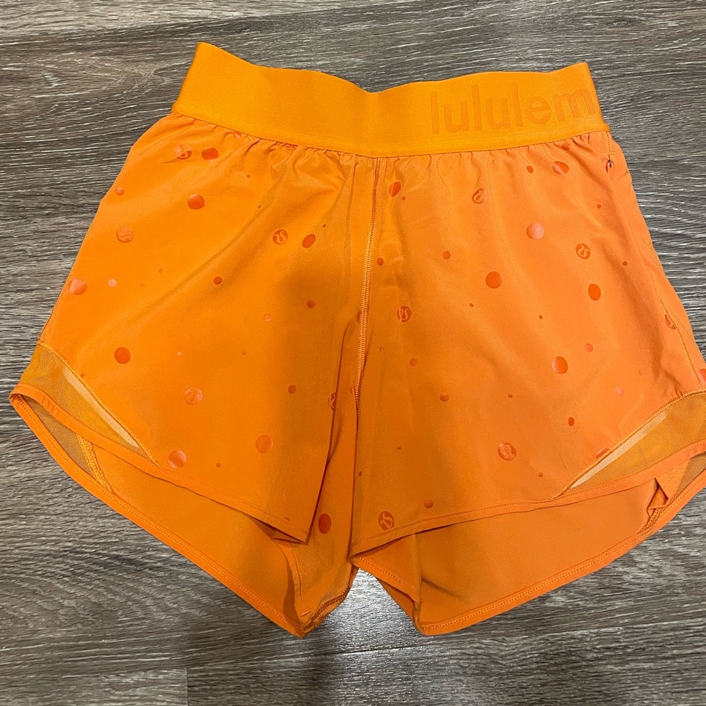 Lululemon high rise shorts 4 inch